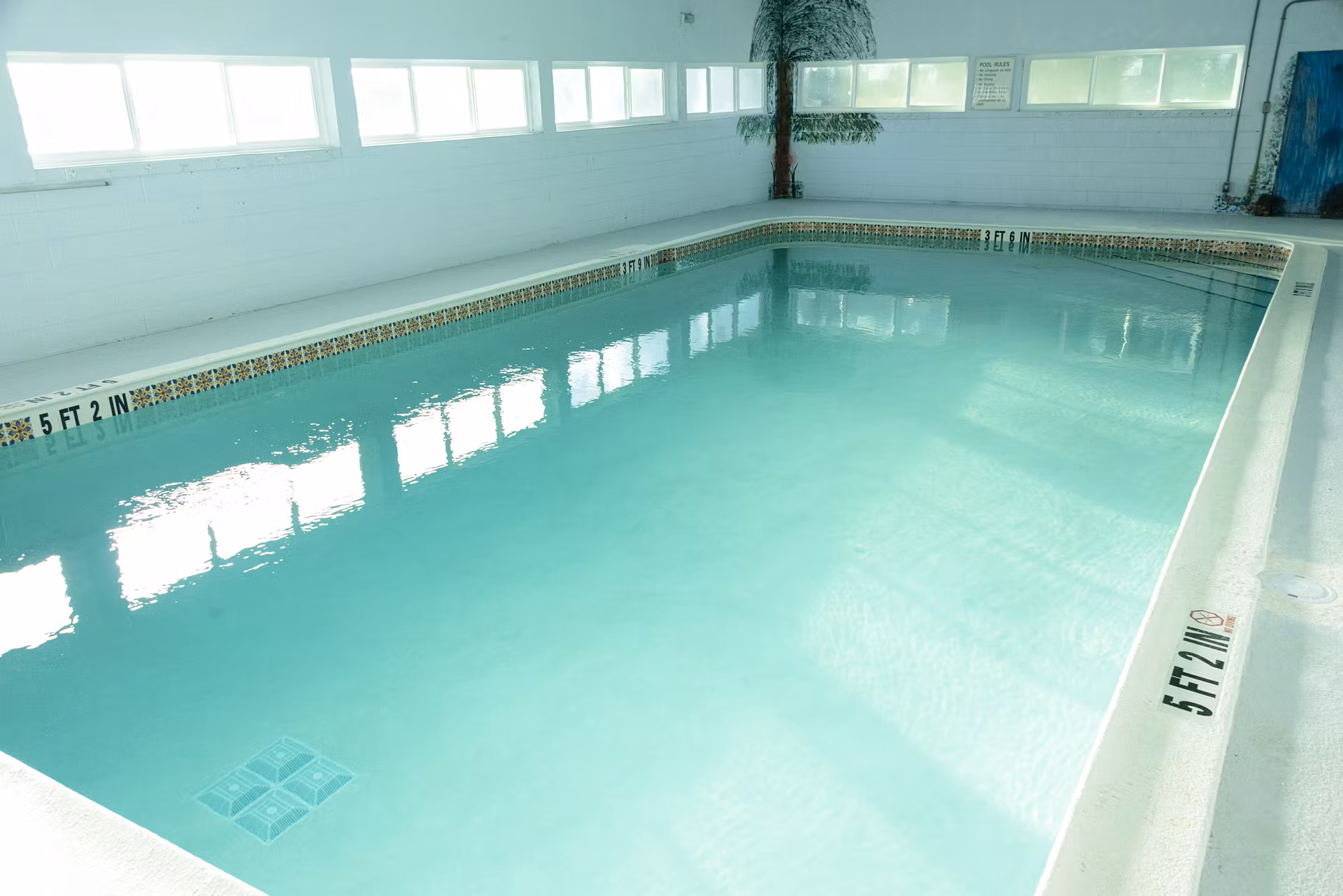 closeup of a swimming pool in homebound RV park